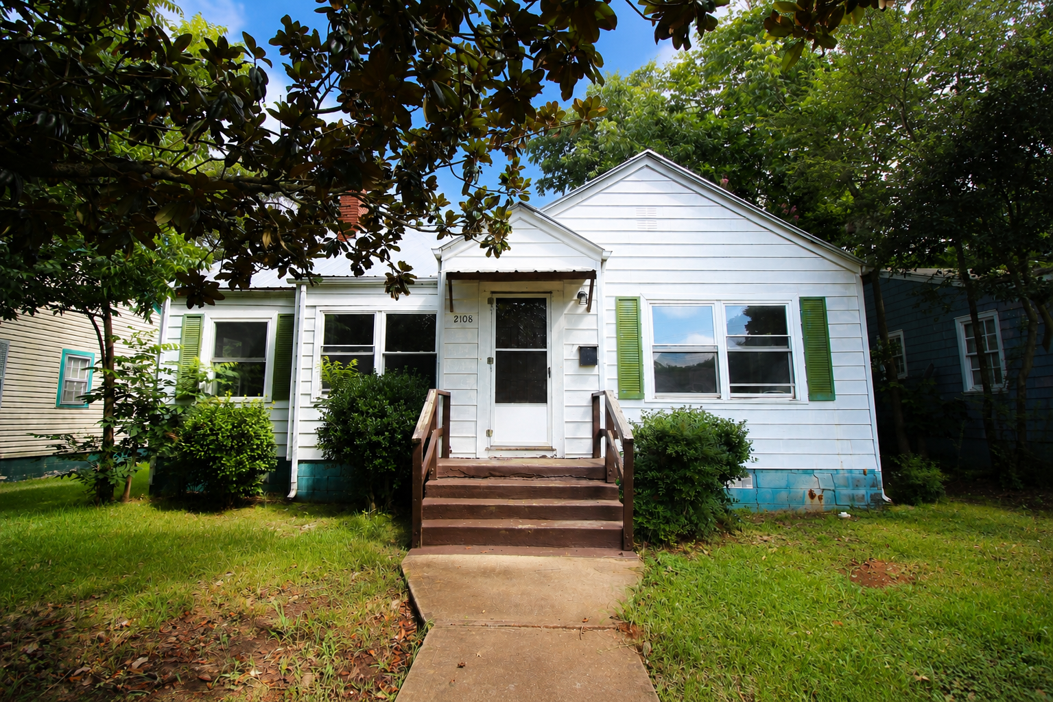 Property main image