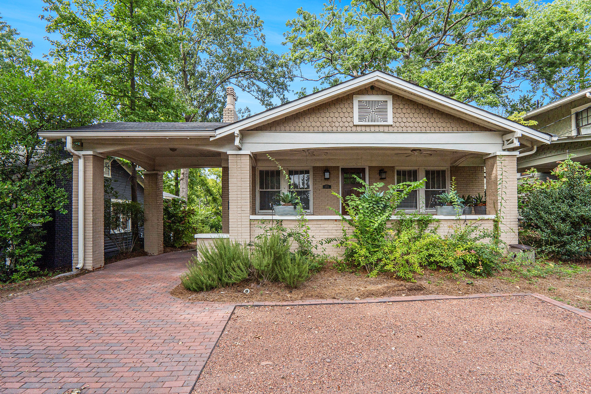 1502 Oxmoor Road
