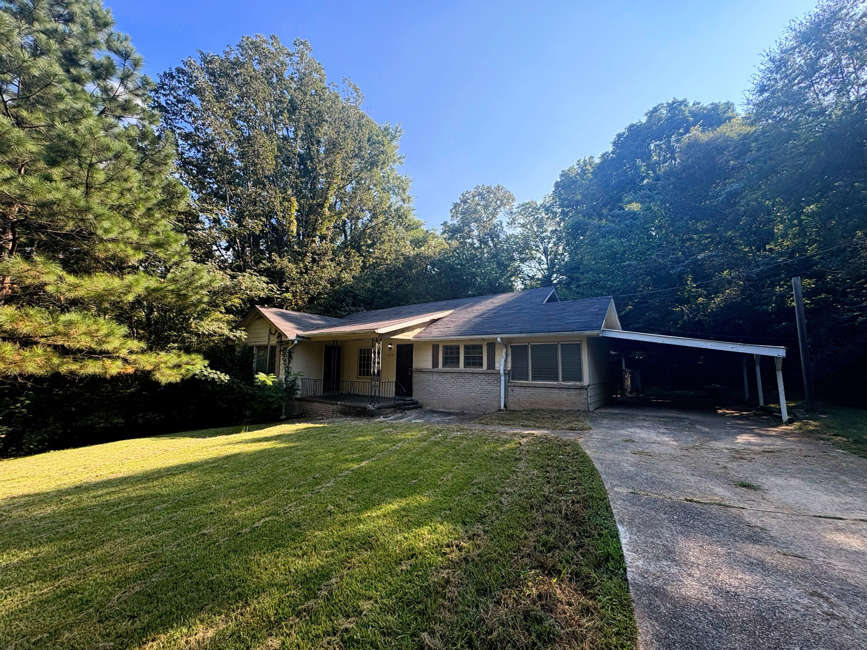 1232 Sunhill Road Northwest