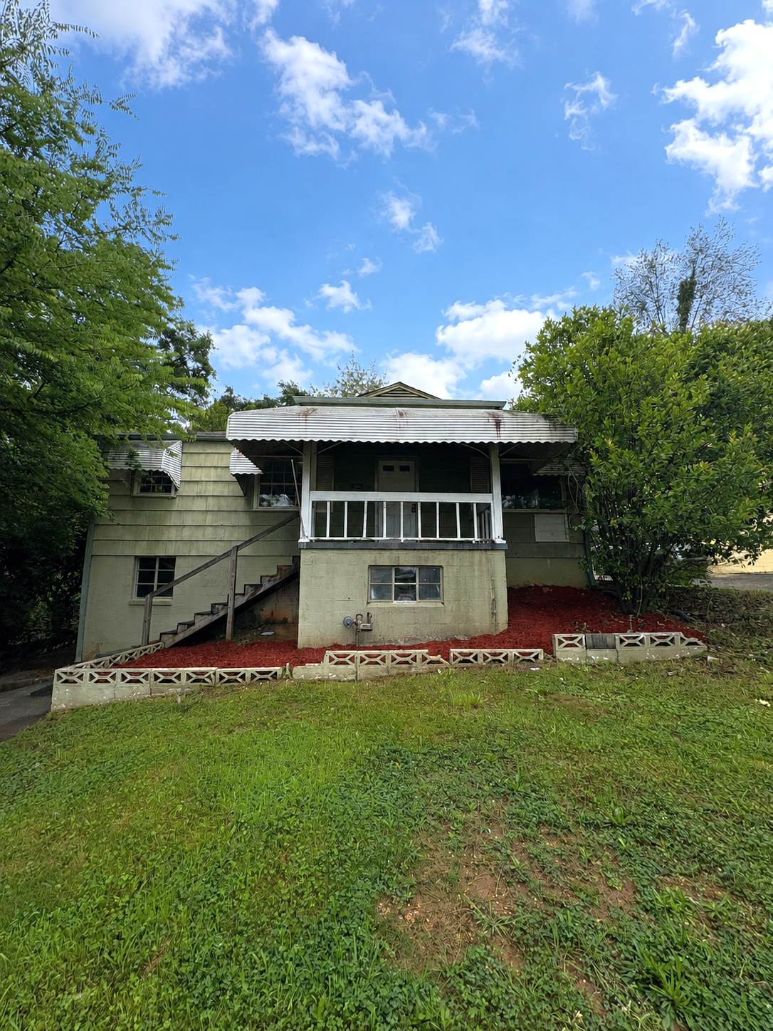 7801 Vienna Avenue - 1