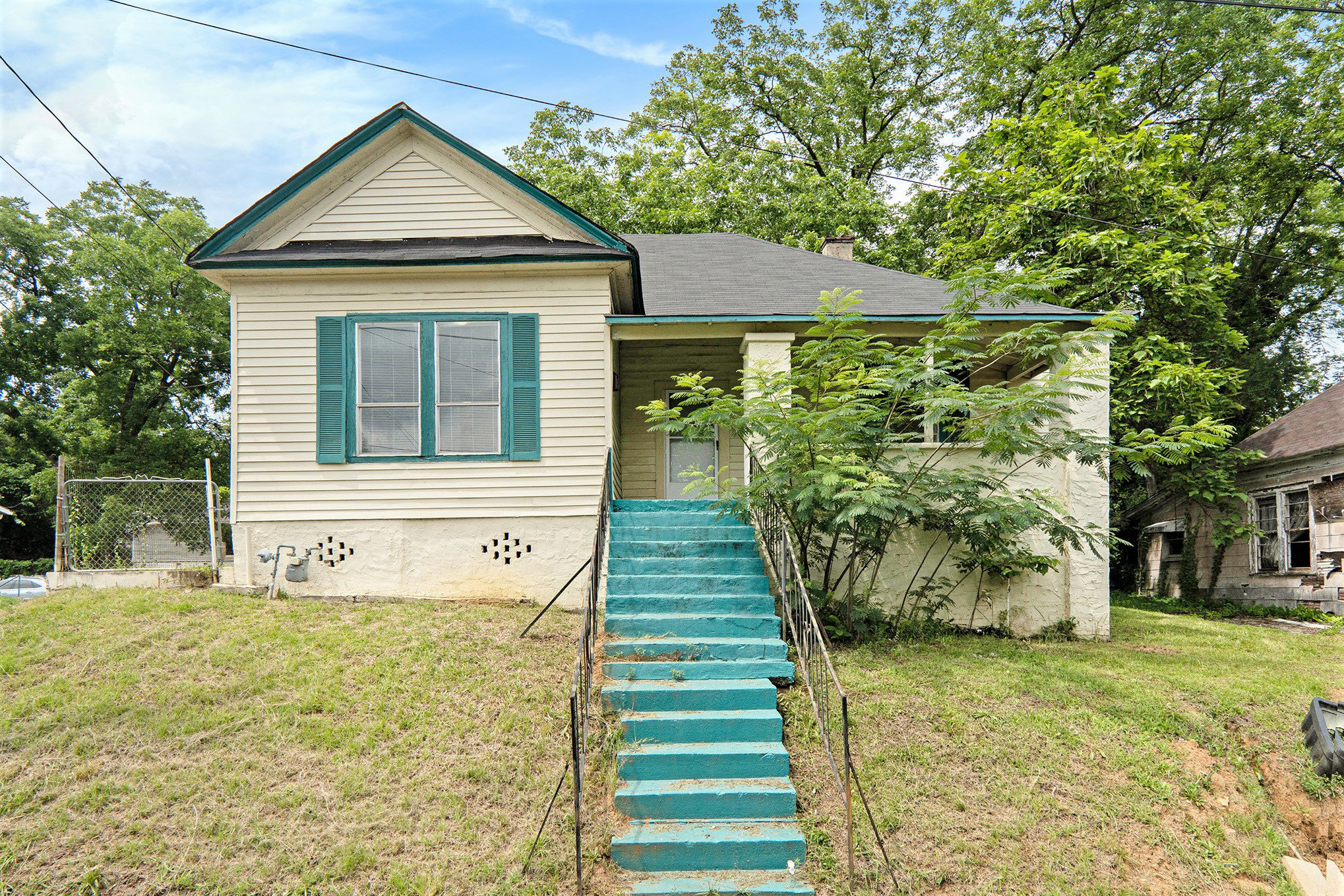 Property main image